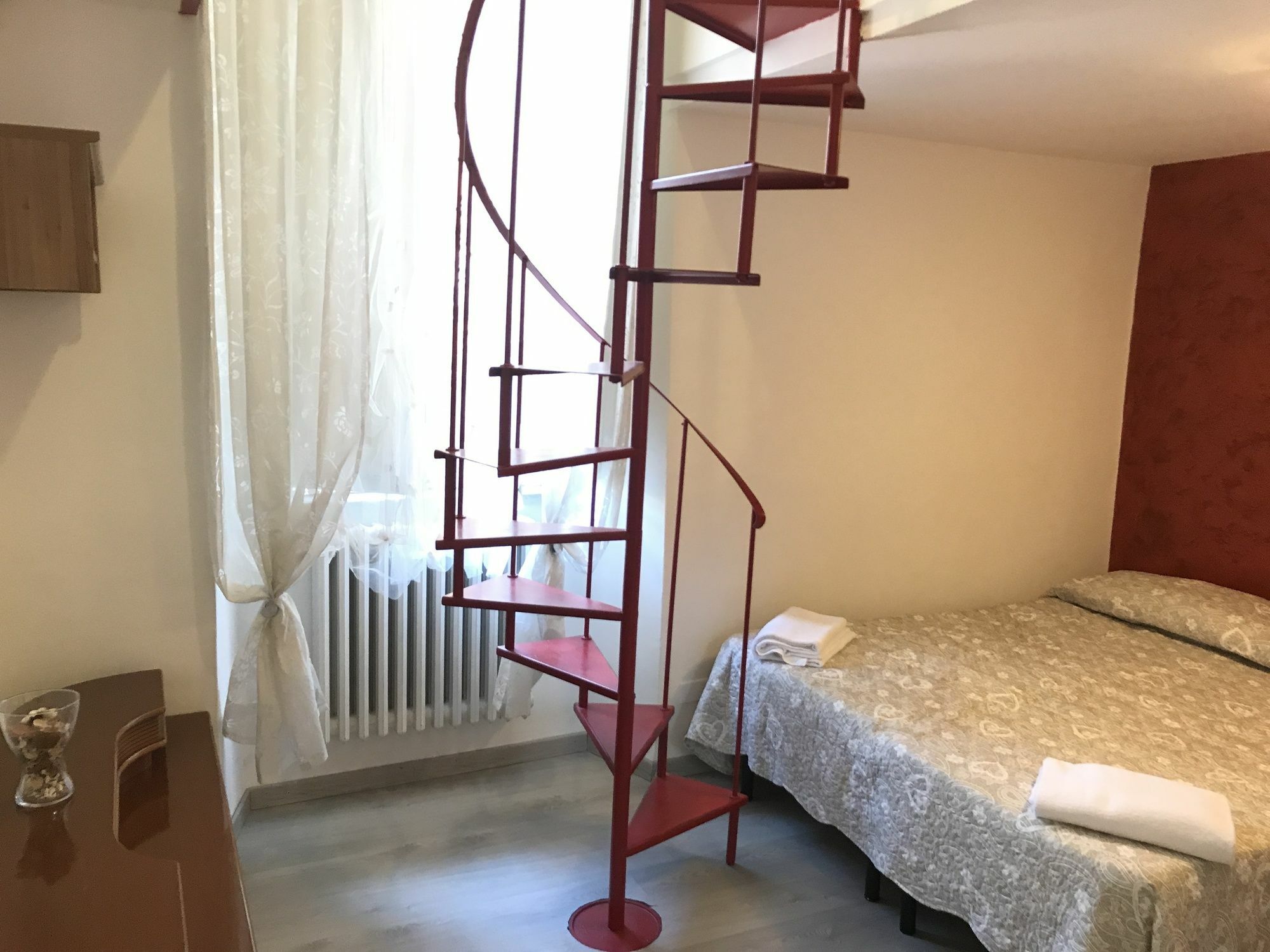 Guesthouse Paradisio Рим Екстериор снимка