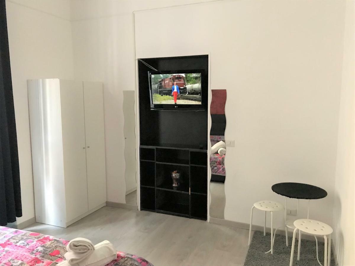 Guesthouse Paradisio Рим Екстериор снимка