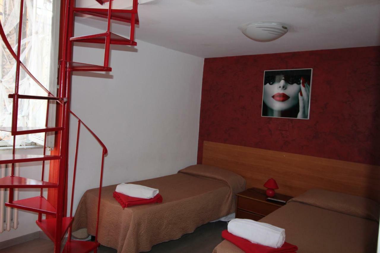 Guesthouse Paradisio Рим Екстериор снимка