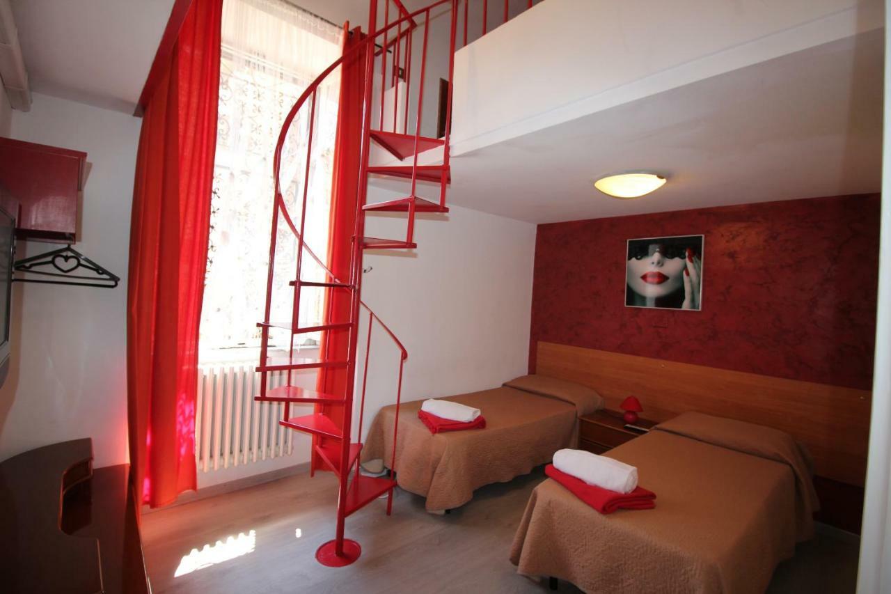 Guesthouse Paradisio Рим Екстериор снимка